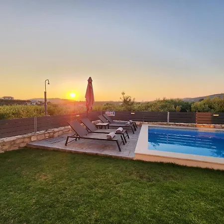Dionisia With Private Pool *
